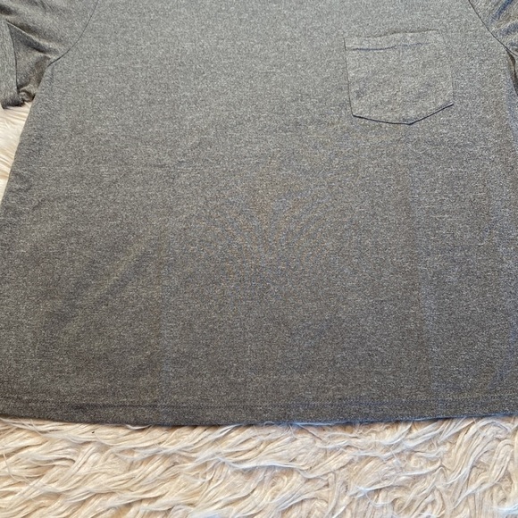 NWT Iris & Ink Topwear Heathered Grey Pocket Tee sz M - Picture 6 of 9